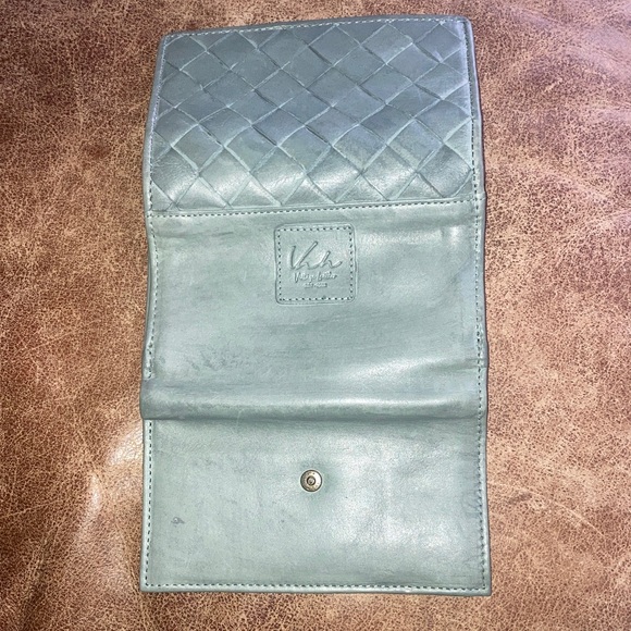 Vintage Leather Elegant Quilted Women's Wallet - Light Blue - Picture 3 of 5